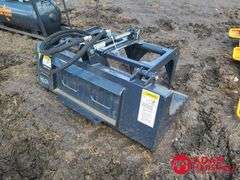 Unused Wolverine Grapple Bucket for Mini Skid Steer, 44IN
