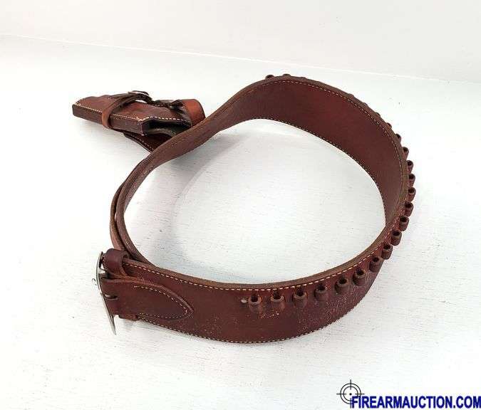 Safariland Leather Revolver Holster (43  22 Cal SA) & Seigle's Gun Belt (361 32 22)
