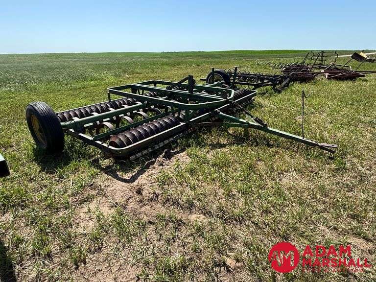 John Deere  Roller Packer