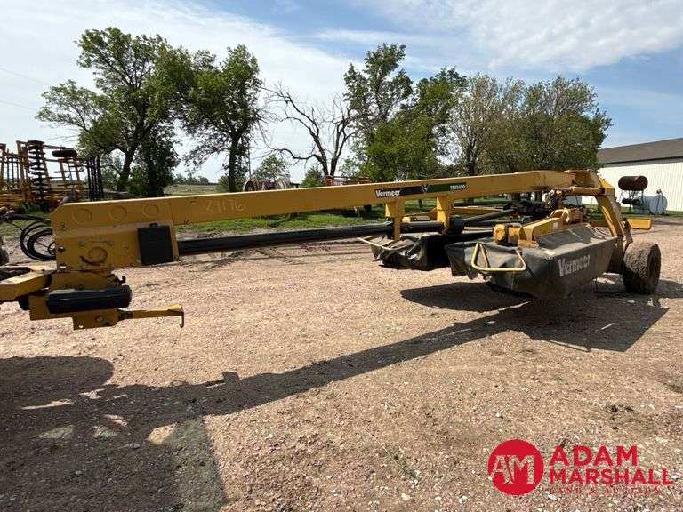 2011  Vermeer  TM1400  Disc Mower