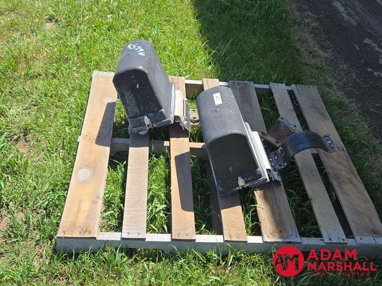 (2) Valley Pivot Tower Boxes