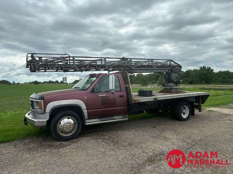 1994  GMC  3500  Sierra HD Ladder Truck - 52FT