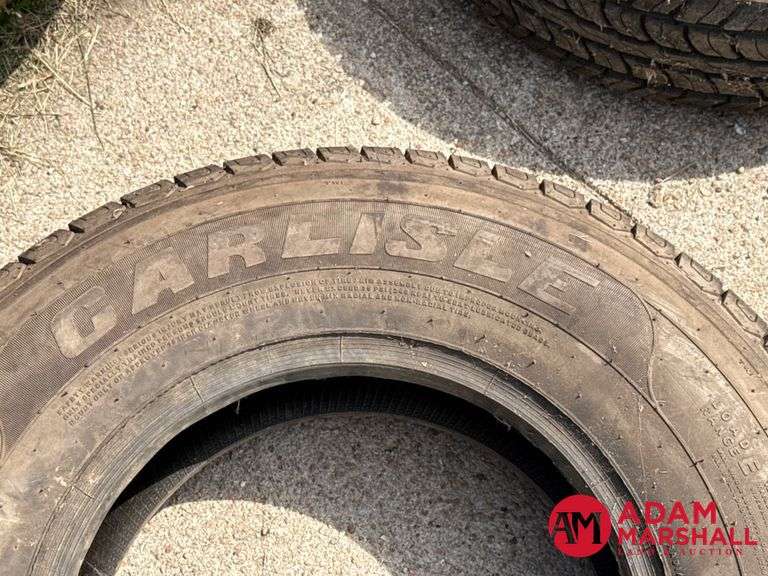 (1) NEW Carlisle, Radial Trail, Load Range E Tire - ST235/85R16