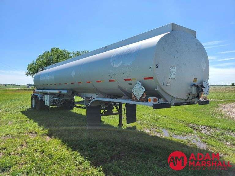 1980  Fruehauf  Aluminum Fuel  Semi Trailer - 9,200 Gallon