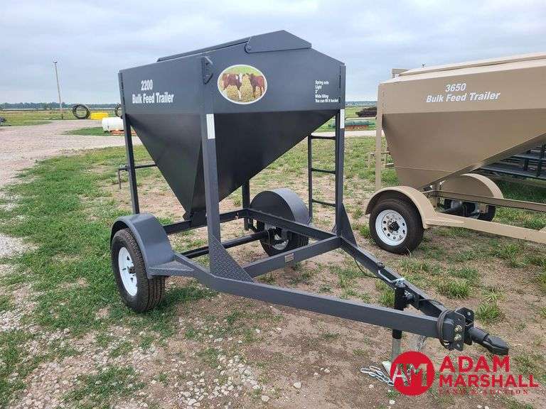 2025  Unused Industrias America  2200  Portable Bulk Feed Bin