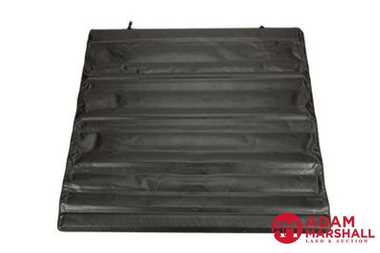 GM  Colorado Short Box  Roll-Up Tonneau Cover