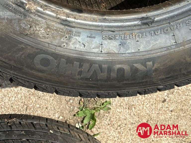 (2) NEW Tires - 245/60R18