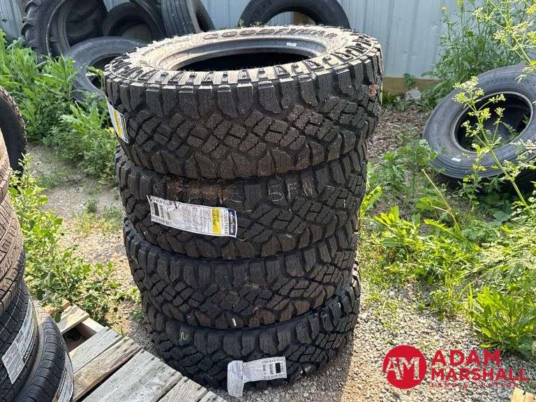 (4) Goodyear, Wangler Duratrac Tires - LT265/70R17