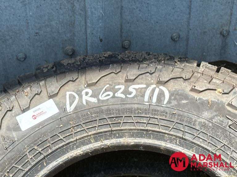 (1) NEW Falken, Wildpeak Tire - A/T LT245/75R16