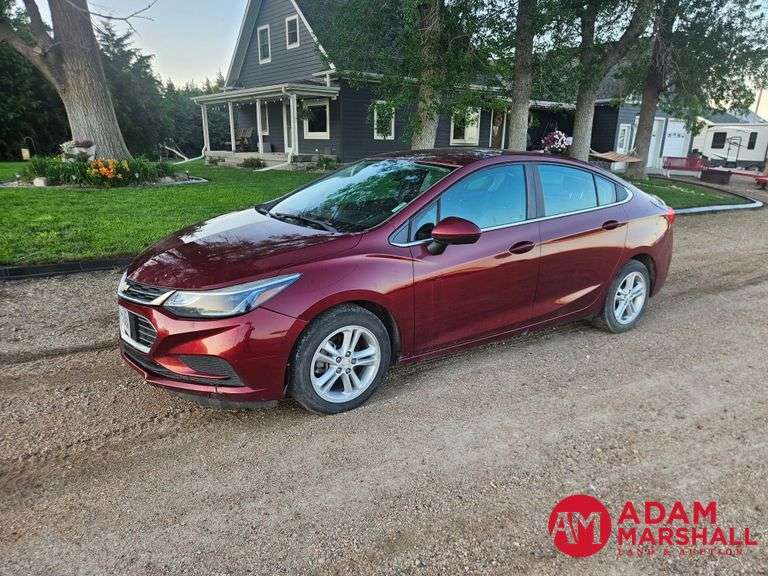 2016  Chevrolet  Cruze  Sedan - Gasoline