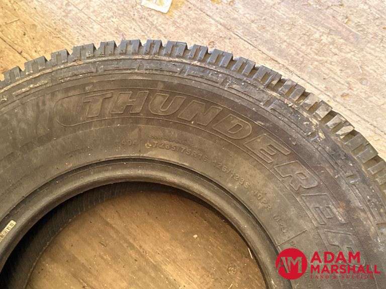 (1) NEW Thunderer, Ranger Tires - A/T, LT285/75R16