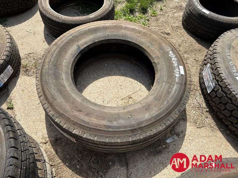 (1) NEW Lead, F816 Tire - 295/75R22.5