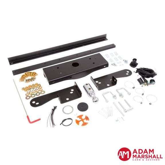 Curt  Gooseneck  Double Lock EZR 30K Hitch