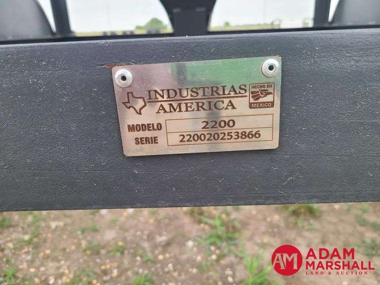 2025  Unused Industrias America  2200  Portable Bulk Feed Bin