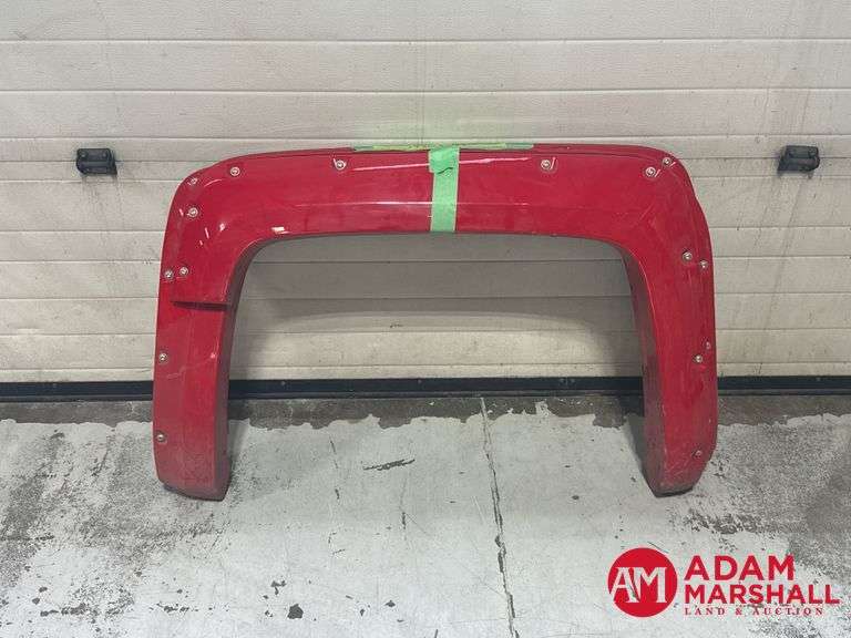 GM  Fender Flares  - Red