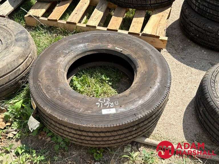 (1) NEW Dynatrac, ST-990, Load Range H Tire - 10R17.5