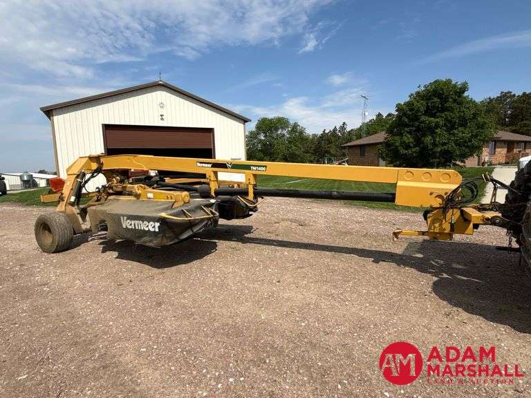 2011  Vermeer  TM1400  Disc Mower