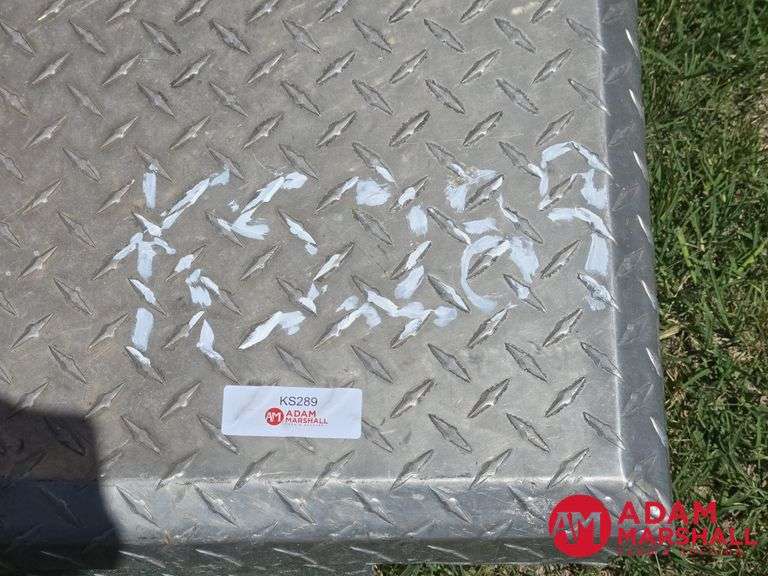 Tractor Supply  Cross Bed  Tool Box