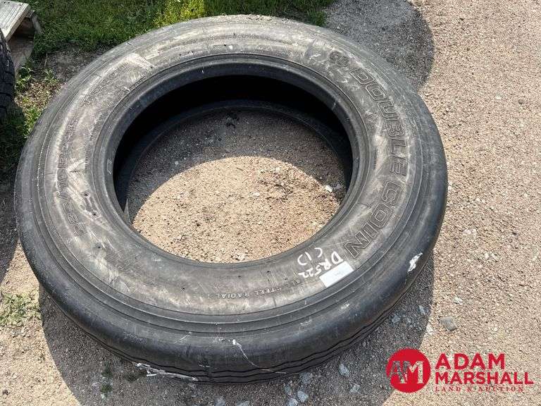 (1) NEW Double Coin Tires - 285/75R24.5
