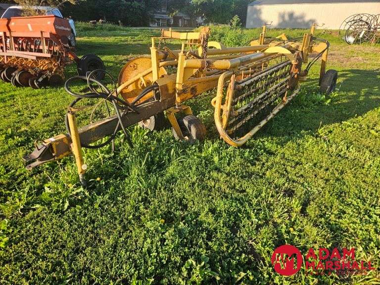 Vermeer  R-23  Twin Rake