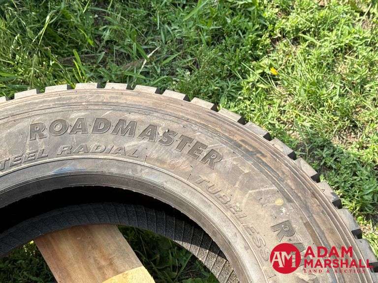 (1) NEW Roadmaster Tires - 245/70R19.5