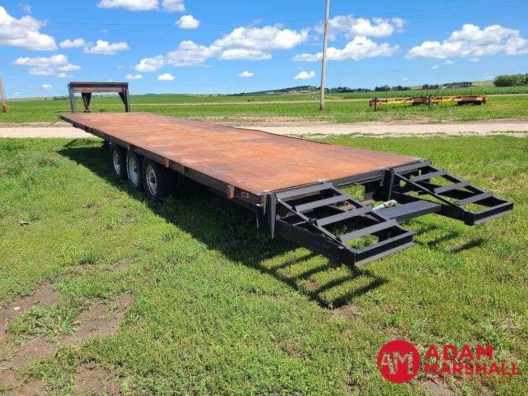 1940  Nabors  Flatbed Trailer - 30 FT