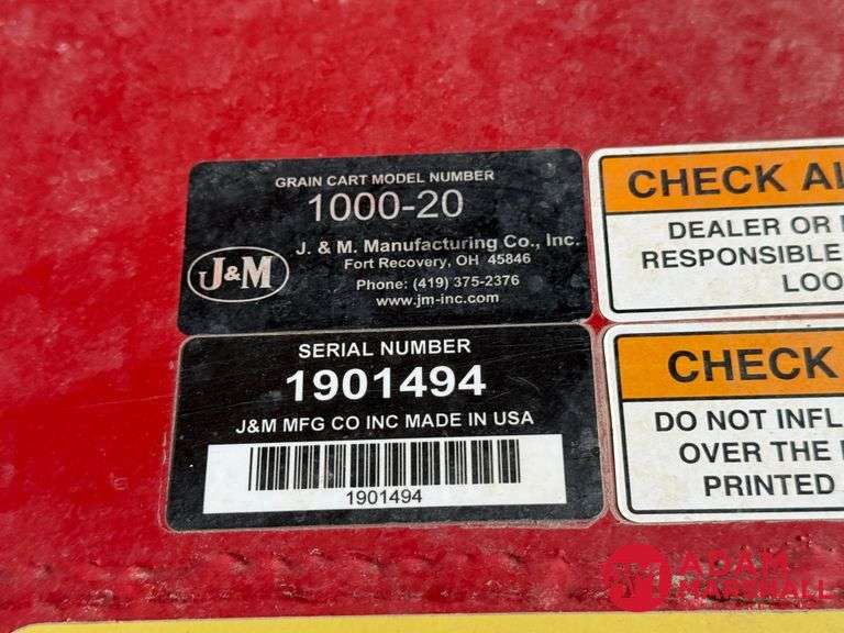 2019 J & M 1000 GrainStorm Grain Cart