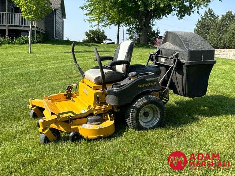 2016  Hustler  Raptor  Flip-Up Zero Turn Lawn Mower - 48IN