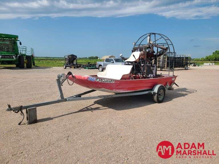 1970  Combee  Airboat w/ Trailer - 15 FT