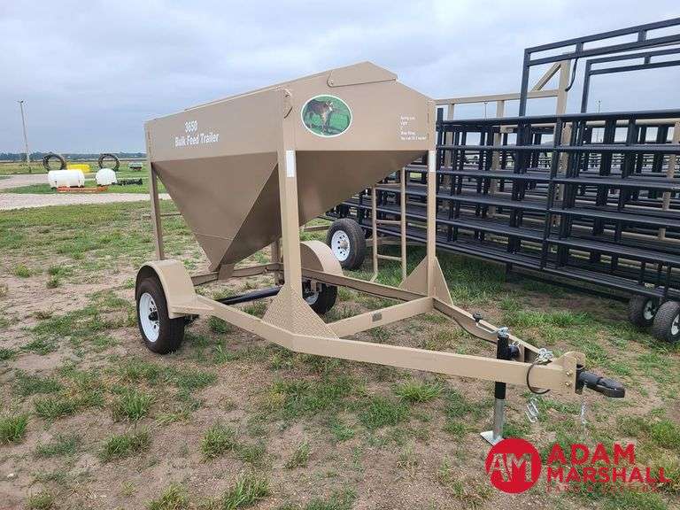 2025  Unused Industrias America  3650  Portable Bulk Feed Bin