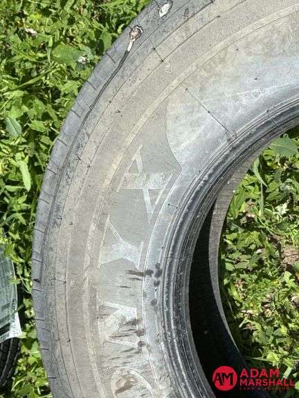 (1) USED Onyx Tire - HO111, 295/75R22.5