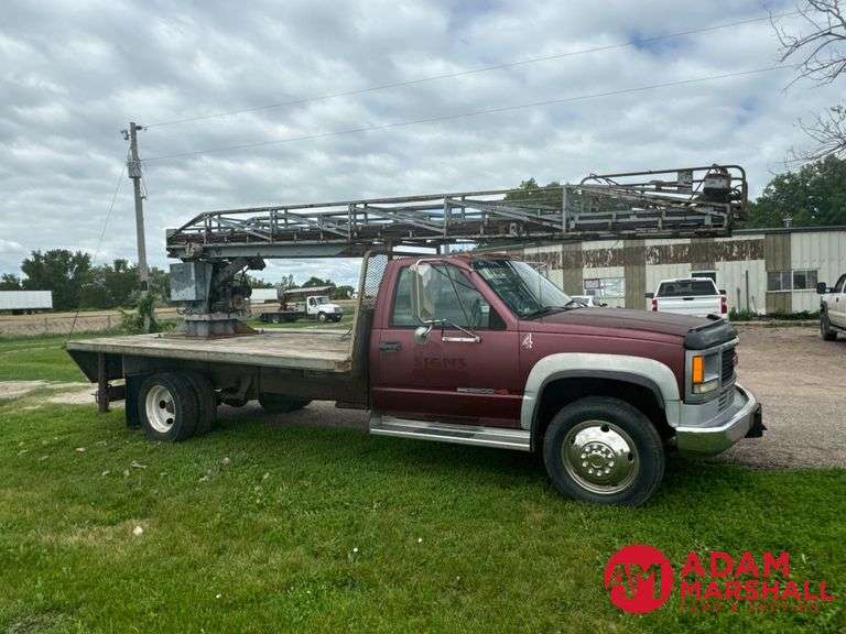 1994  GMC  3500  Sierra HD Ladder Truck - 52FT