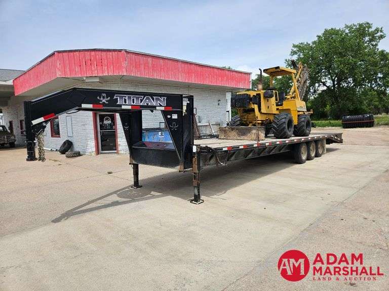 2019  Titan  Flatbed  Trailer - 32FT