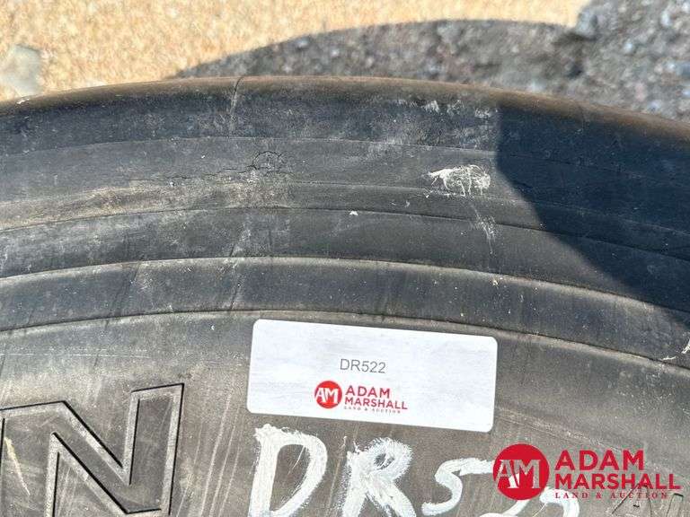 (1) NEW Double Coin Tires - 285/75R24.5