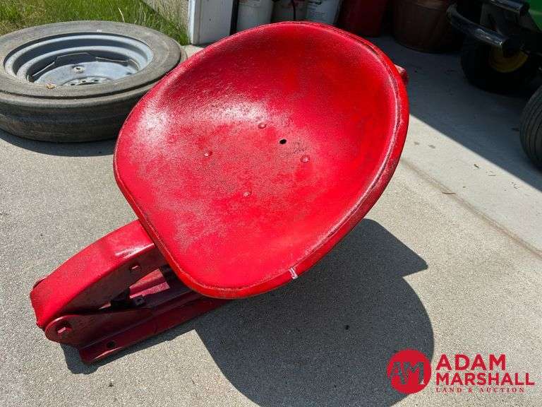 International  Tractor Seat