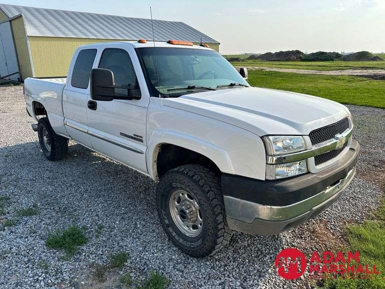 2002  GMC  Sierra K2500 HD  Pickup - Diesel