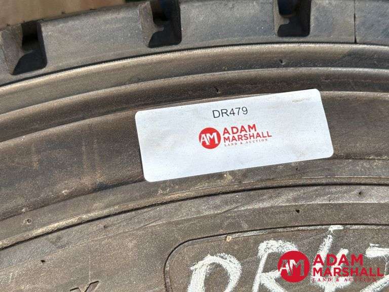 (1) NEW Roadmaster Tires - 245/70R19.5