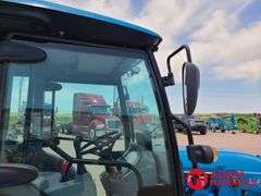 LS  XR4046  MFWD Utility Tractor w/Loader