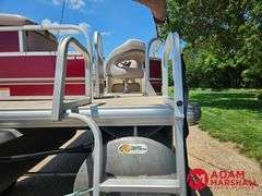 2014  Sun Tracker  Party Barge 20DLX  Pontoon - 20FT