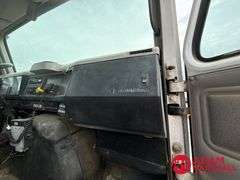 1999  International  4900  Liquid Tender Truck