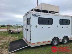 2013  Shadow   4 Horse Trailer w/ Living Quarters   - 42FT