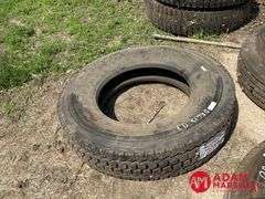 (1) NEW Trave 1 Star Tire - TD660, 11R22.5