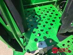 2016  John Deere   S660  Combine - 4WD