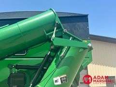 2014  Brent  1396  Grain Cart