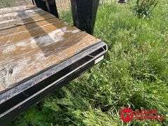 1981  Blair  Gooseneck Flat Bed Trailer - 25FT