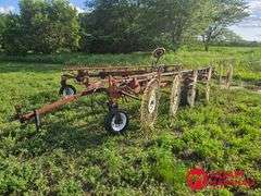 Hesston  3982  12 Wheel Rake