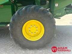 2016  John Deere  S680  Combine