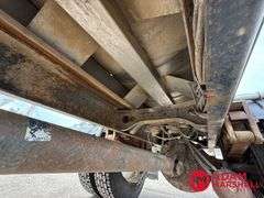 1999  International  4900  Liquid Tender Truck
