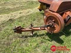 New Holland  268  Square Baler