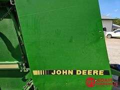 John Deere  535  Baler